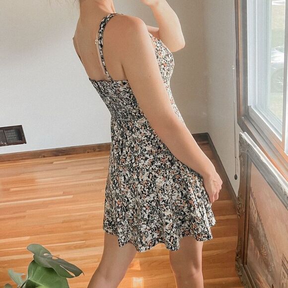 Abercrombie & Fitch Ditsy Floral Print Mini Dress Size XS - Picture 2 of 8
